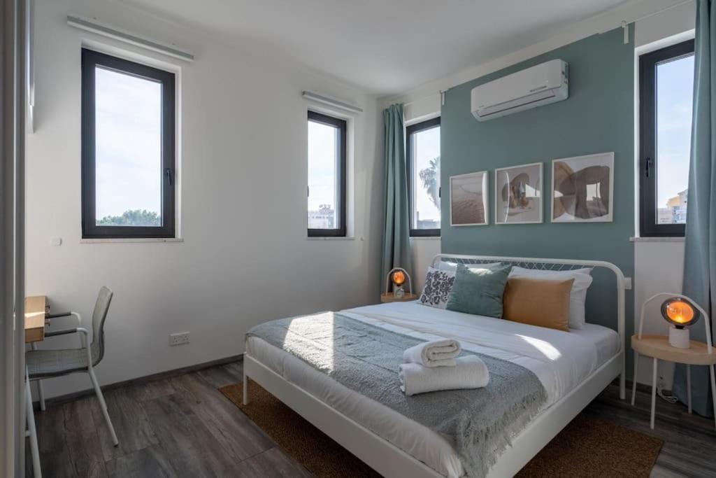 Thalassa 2-Bedroom Apartment In Larnaca Zewnętrze zdjęcie