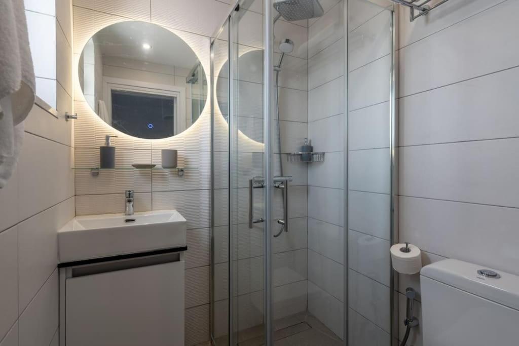 Thalassa 2-Bedroom Apartment In Larnaca Zewnętrze zdjęcie