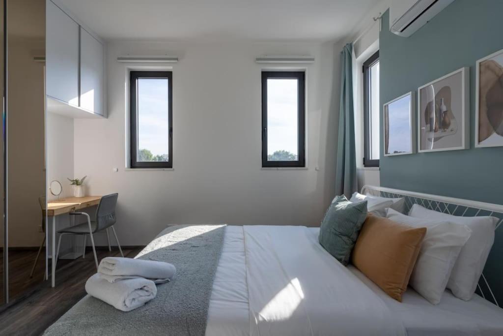 Thalassa 2-Bedroom Apartment In Larnaca Zewnętrze zdjęcie