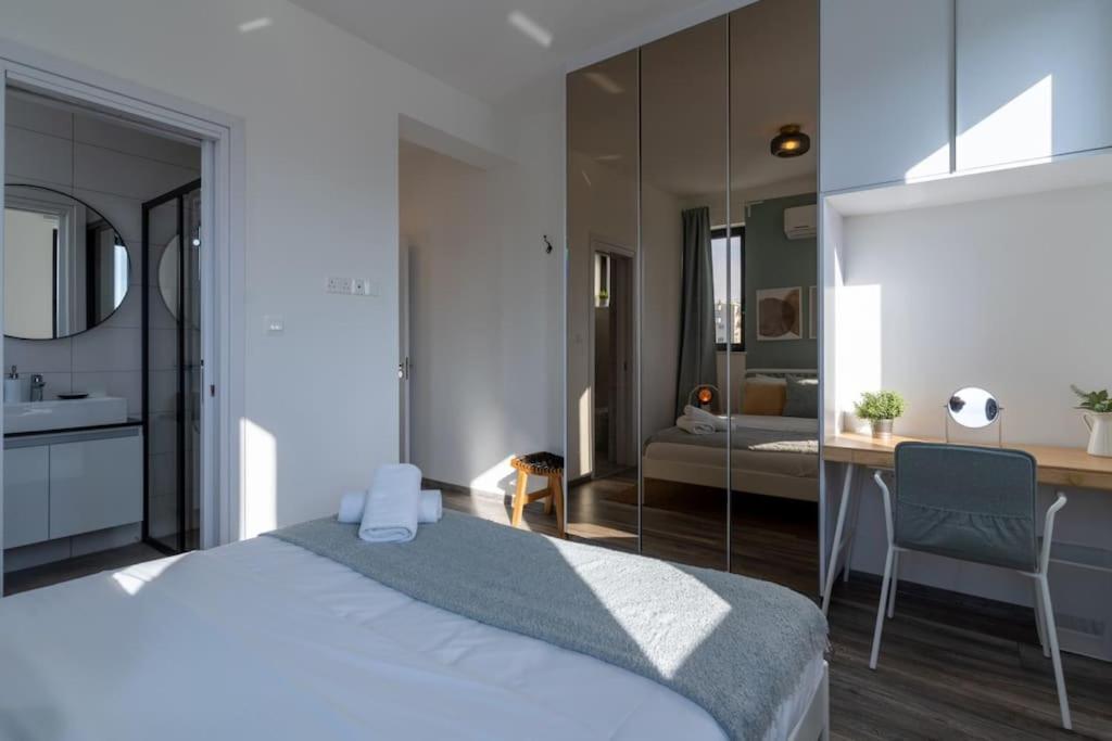 Thalassa 2-Bedroom Apartment In Larnaca Zewnętrze zdjęcie
